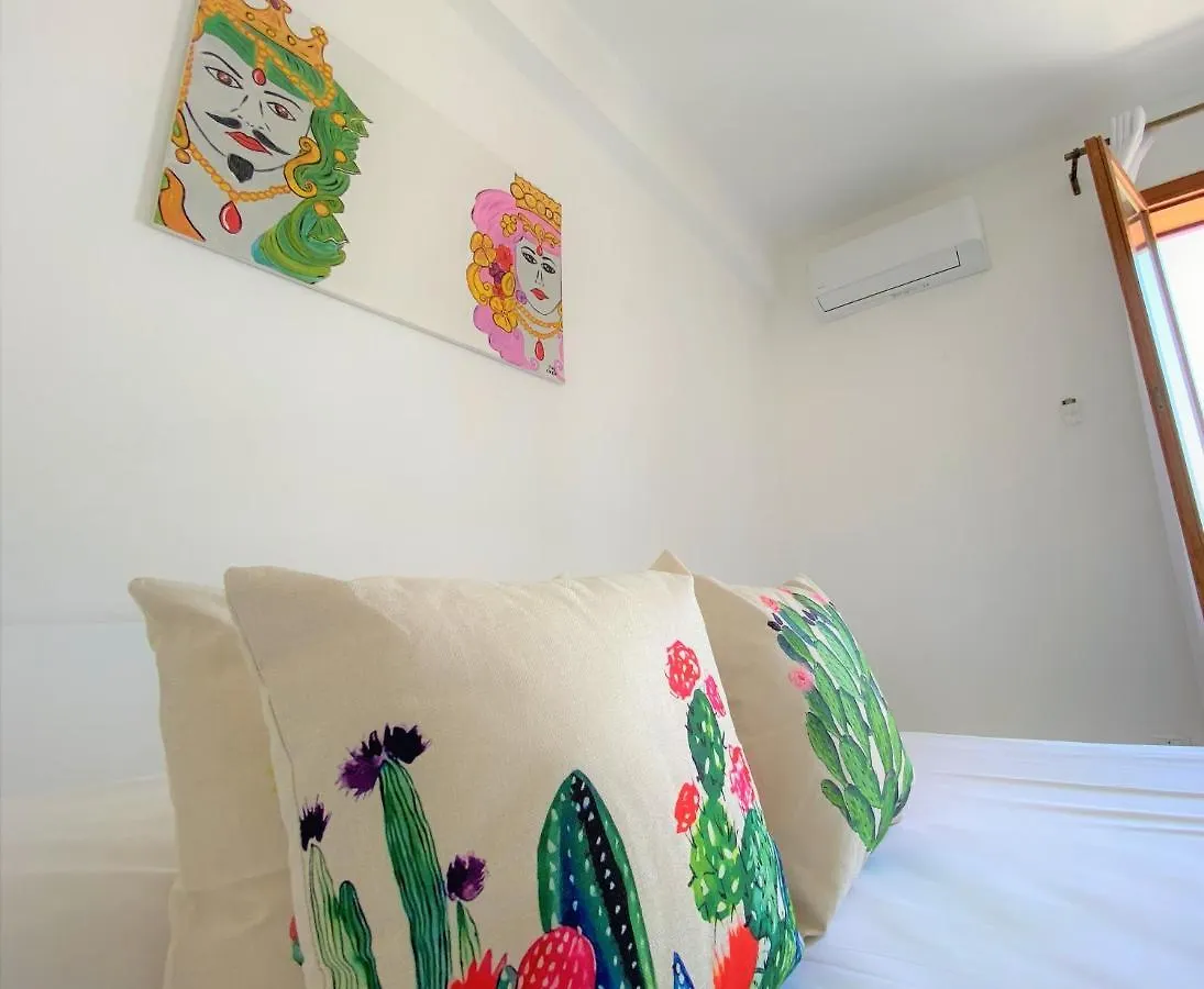 Apartmán Made In Sicilia -In Centro, Aria Condizionata E No Ztl- City Centre, Aircon And No Ltz Castellammare del Golfo 0*,