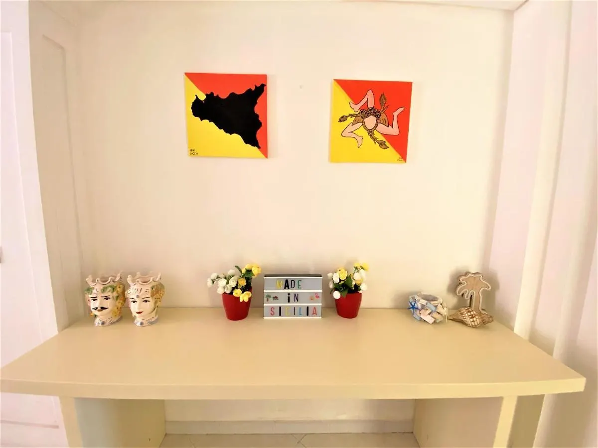 Apartmán Made In Sicilia -In Centro, Aria Condizionata E No Ztl- City Centre, Aircon And No Ltz Castellammare del Golfo