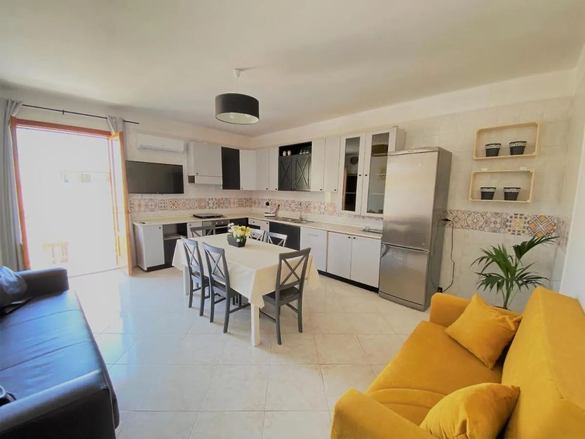 Appartamento Made In Sicilia -In Centro, Aria Condizionata E No Ztl- City Centre, Aircon And No Ltz Castellammare del Golfo